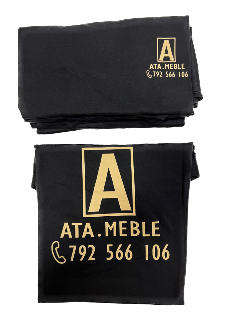 Koszulki z wykonanym nadrukiem klienta